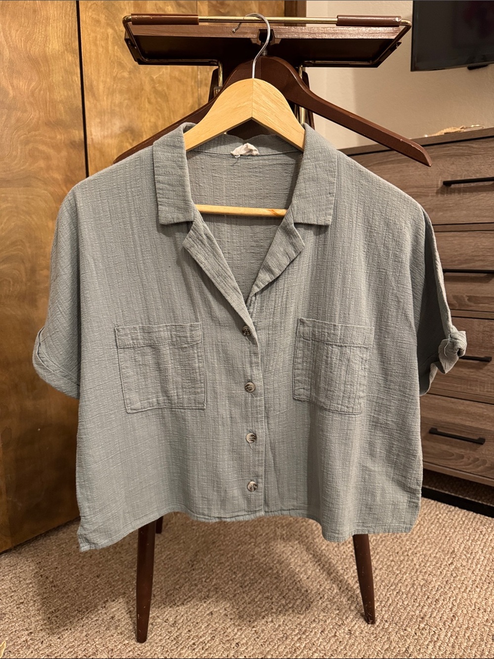 Relaxed Cotton On Button Up Crop Top in Sage